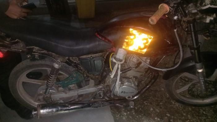 Moto VINCE incautada por la Guardia Republicana en CP