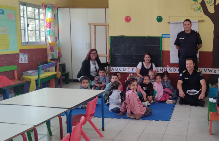 Visitas a centros de enseñanza primaria