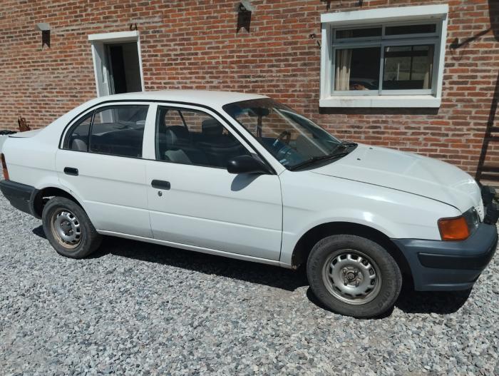 Procedimiento de Policía Caminera resultó con la incautación de vehículos con matriculas adulteradas Auto incautado