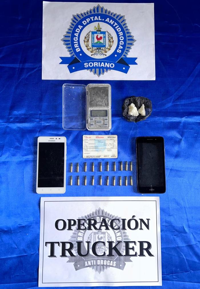 OPERACIÓN TRUCKER dogas, celulares y cartuchos incautados en el operativo