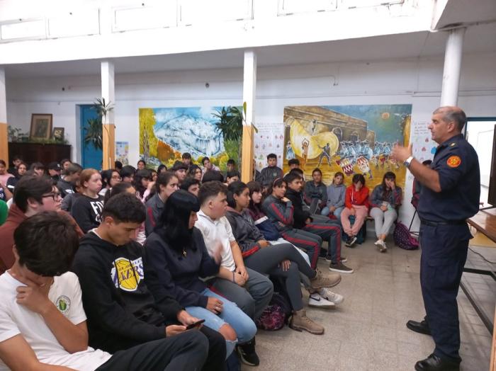 Alumnos UTU Alumnos UTU