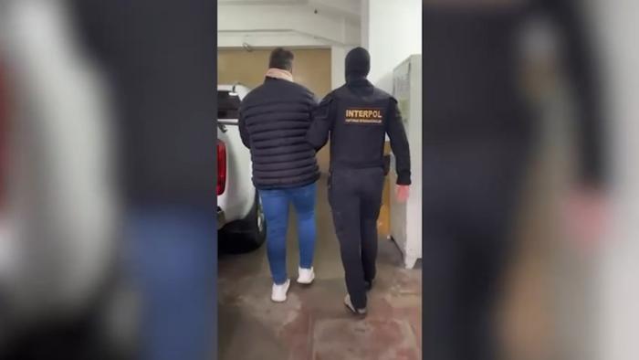 Operación Terra: policía detuvo al hombre acusado de planificar un robo de un banco argentino