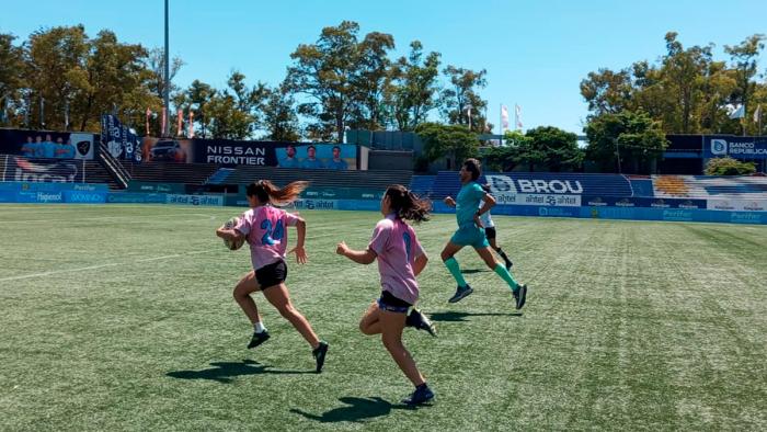 Partido de rugby en el Charrúa
