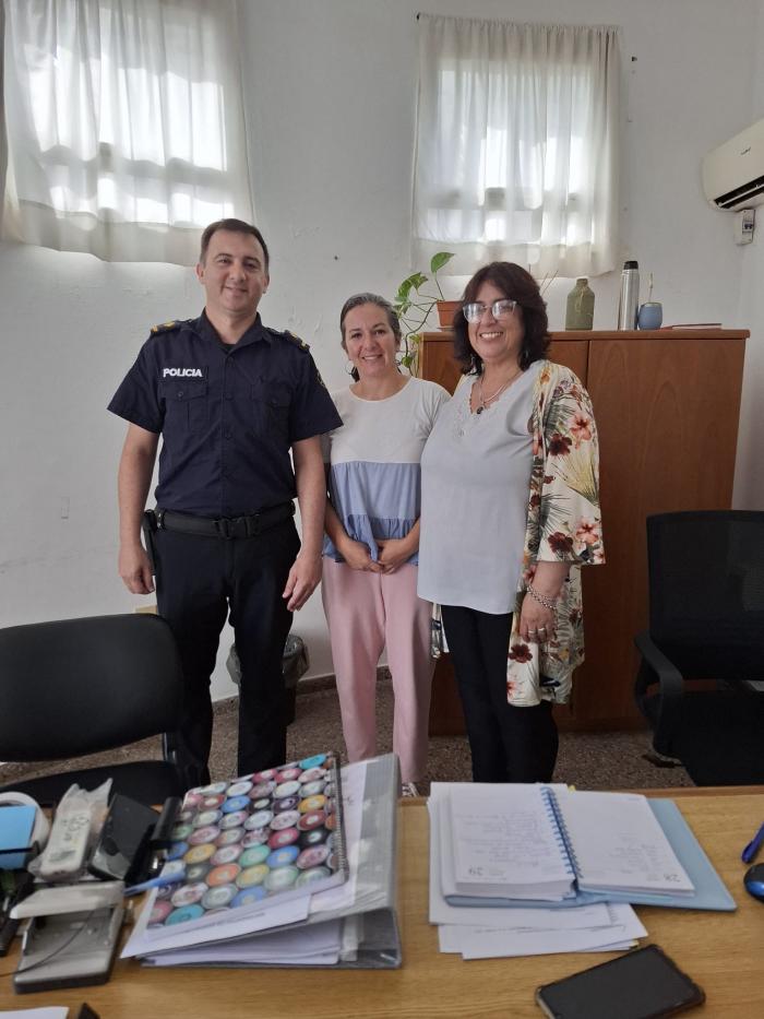 Reunión de Jefe de ODPCOP con Dirección del Liceo 2