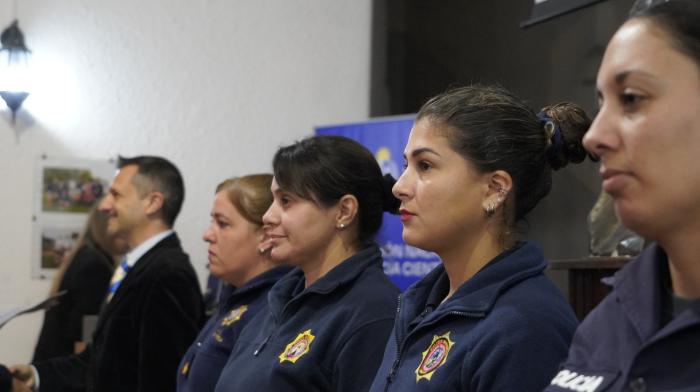 Algunos de los egresados de la Tecnicatura. Algunos de los egresados de la Tecnicatura.
