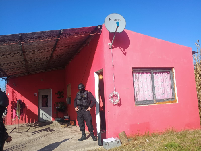 Policía