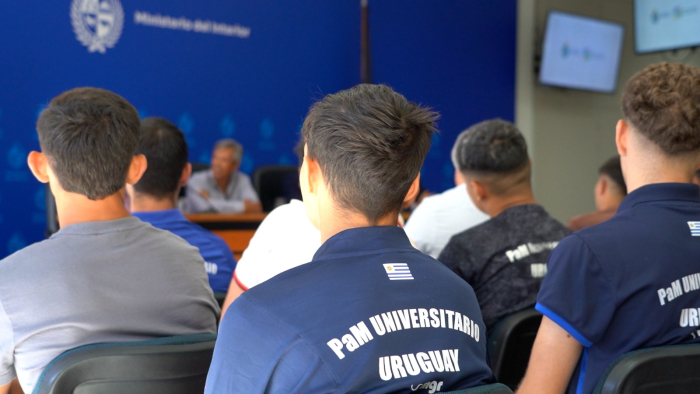 Pelota al Medio Universitario lanzó la temporada 2026