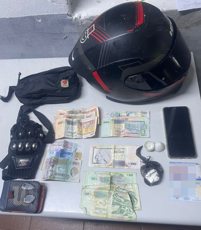 Estupefacientes y dinero incautado Estupefacientes y dinero incautado