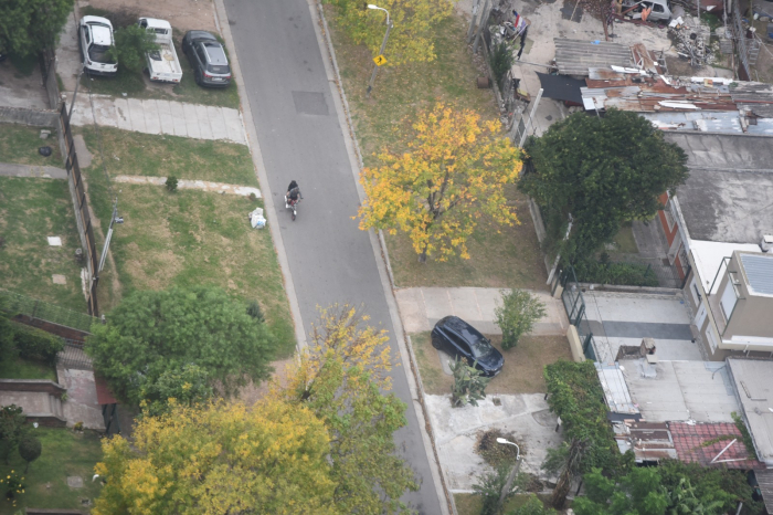 Apoyo de Aviación Policial permite la detención de dos hombres y la recuperación de dos motos