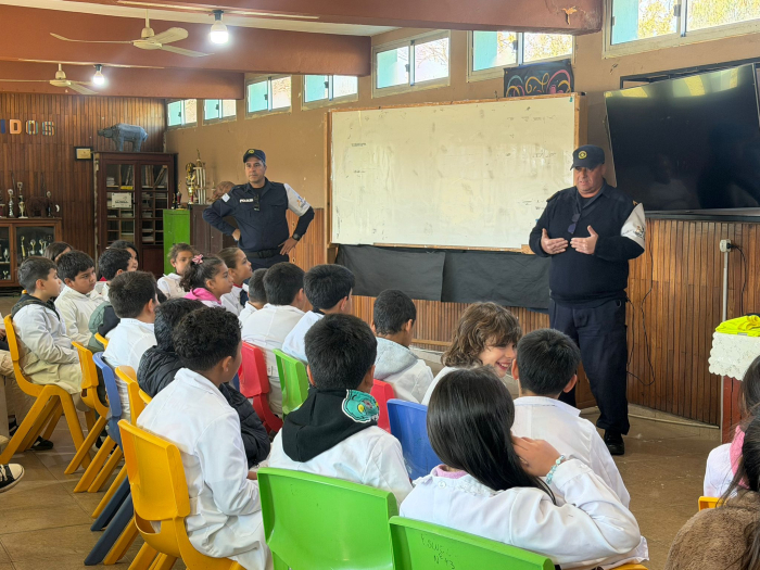 Niños en el taller 