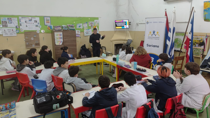 Alumnos participando del taller