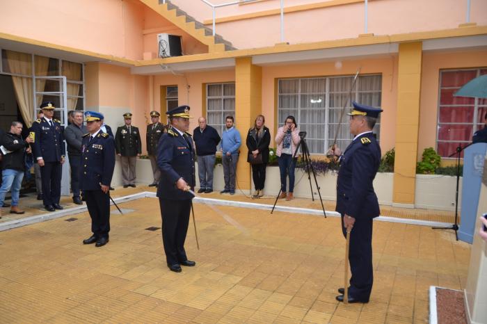 Policias en cambio de mando Policias en cambio de mando