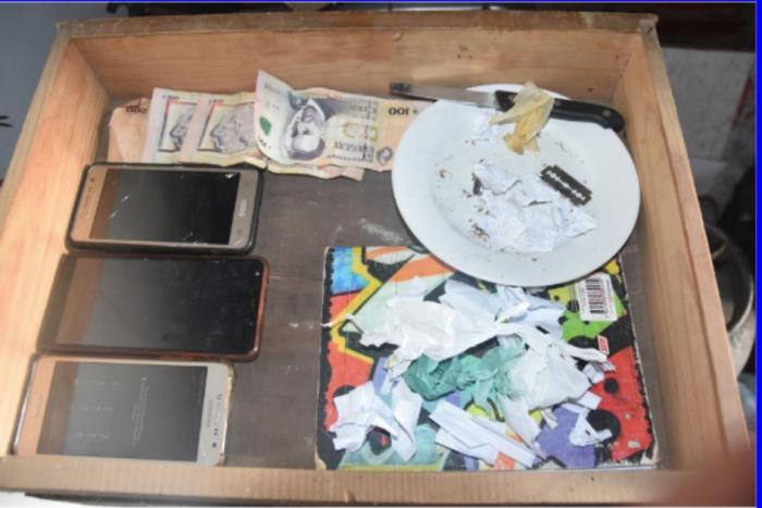 celulares y droga incautados en Artigas