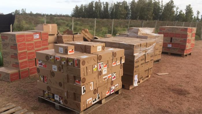 Incautación de Contrabando en San Carlos Cajas con mercadería de contrabando