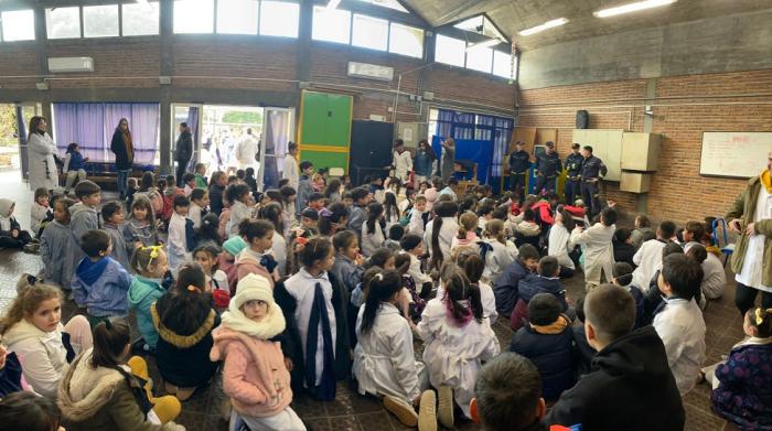 Charla en escuela N°103. 