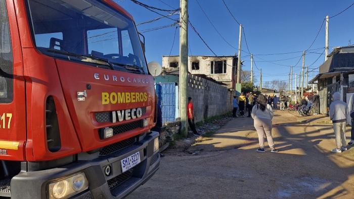 Incendio en Montevideo con dos víctimas fatales.
