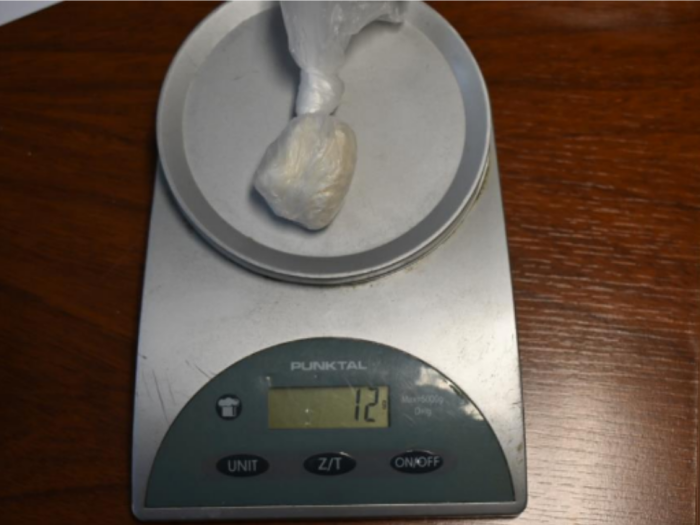 envoltorio con droga incautado envoltorio con droga incautado