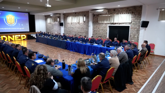 Ministro encabezó reunión estratégica y operativa junto con autoridades policiales “”