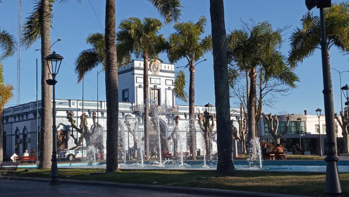 Frente de Jefatura de Policía de Lavalleja desde Plaza Libertad