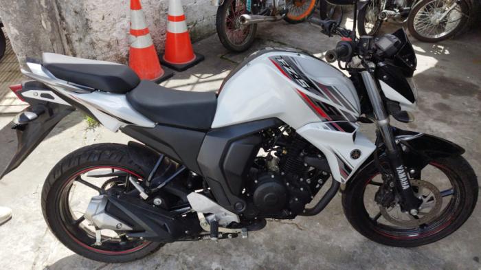 motocicleta robada recuerpada