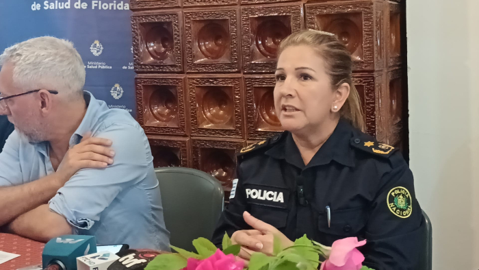 Subjefe de Policía de Florida Comisario Mayor Andrea Corujo López en conferencia