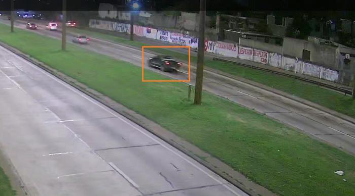 vehículo hurtado seguido por cámaras de videovigilancia