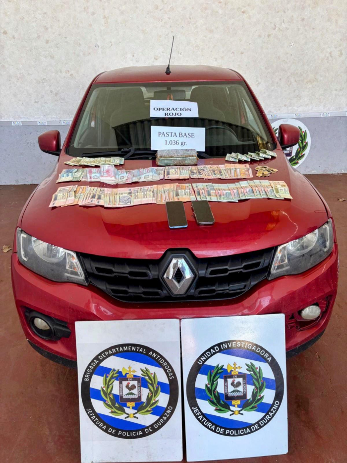 auto, dinero y droga incautada
