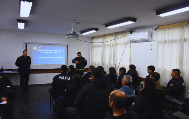 Taller de manejo práctico de extintores