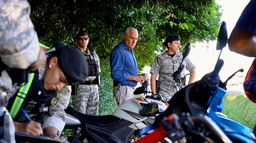 El Ministro del Interior recorrió controles del operativo “Ñandubay” El Ministro del Interior recorrió controles del operativo “Ñandubay”