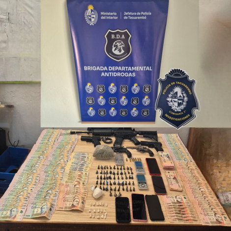 armas municiones estupefacientes y dinero armas municiones estupefacientes y dinero