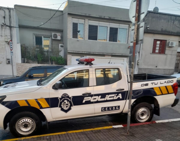 Comisaria Especializada en Violencia Doméstica y Género Comisaria Especializada en Violencia Doméstica y Género