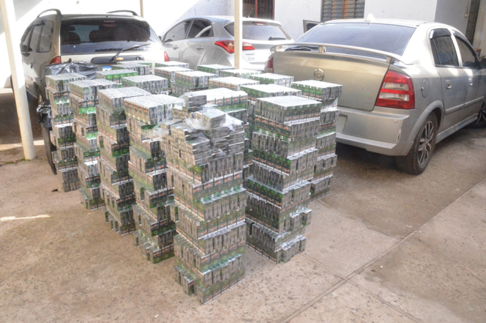 Cajillas de cigarrillos incautados por la policía