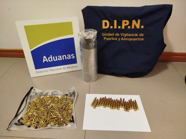 objetos incautados al detenido