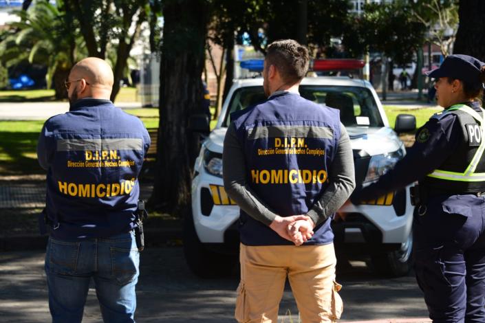 Efectivos del Departamento de Homicidios