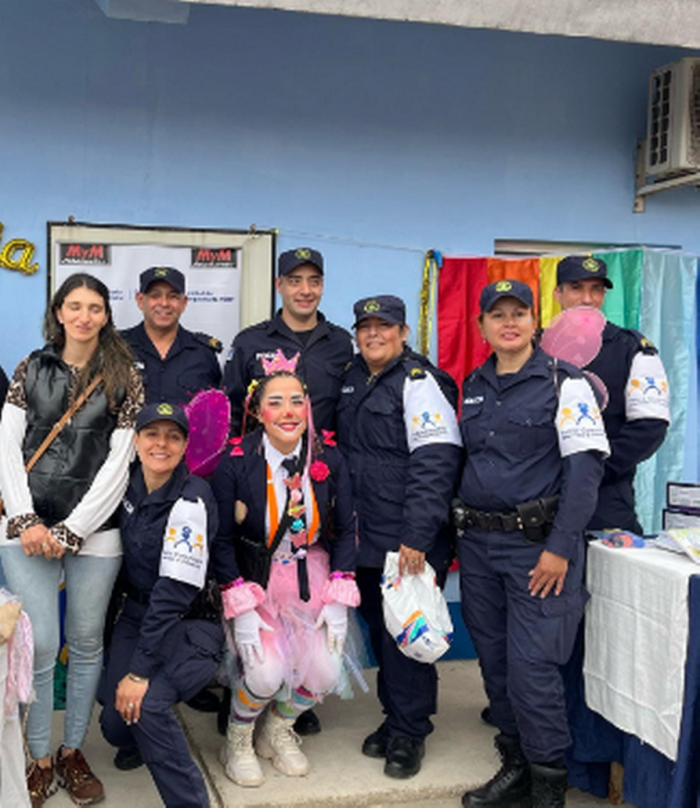 Jefatura de Policía de Salto celebro el Día de la Niñez