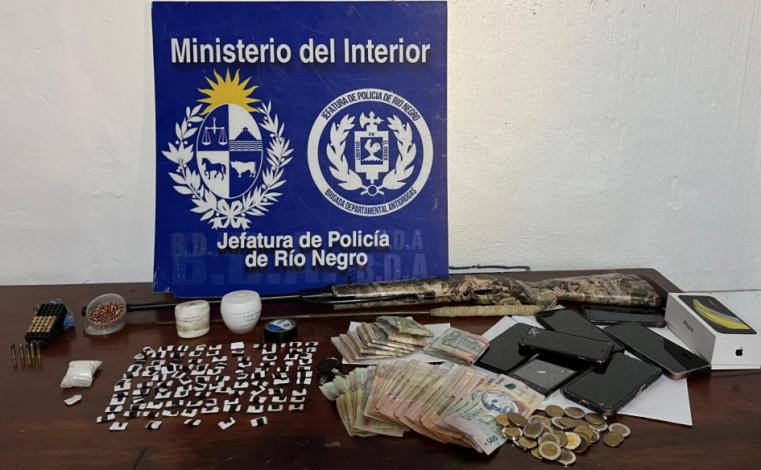 Operación Escalera: Policía desmantela punto de venta de drogas en Río Negro