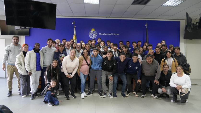 Reunión de presentación de la delegación de adolescentes de PAM Universitario