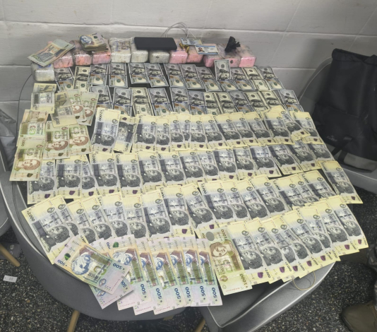 Incautación de Droga, dinero y armas