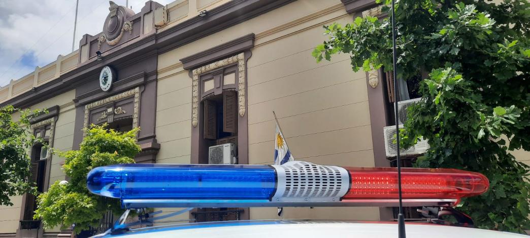 Barral de móvil policial