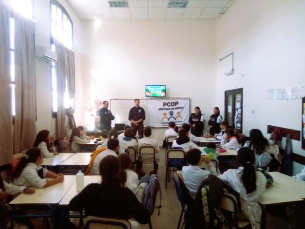 Alumnos en taller 