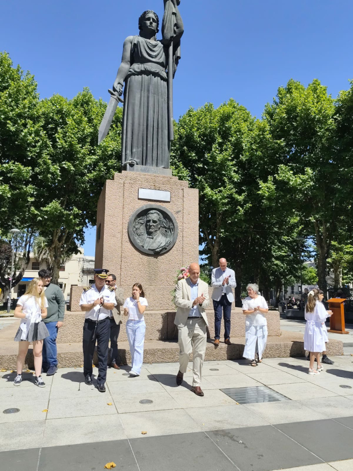 197.º aniversario de la creación del Primer Pabellón Patrio
