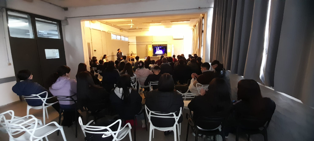 Participantes participando del taller 