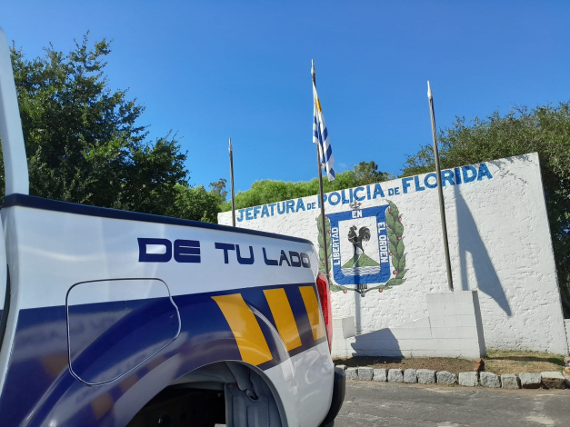 móvil policial - Jefatura de Policía Florida