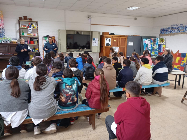 Alumnos participando del taller 