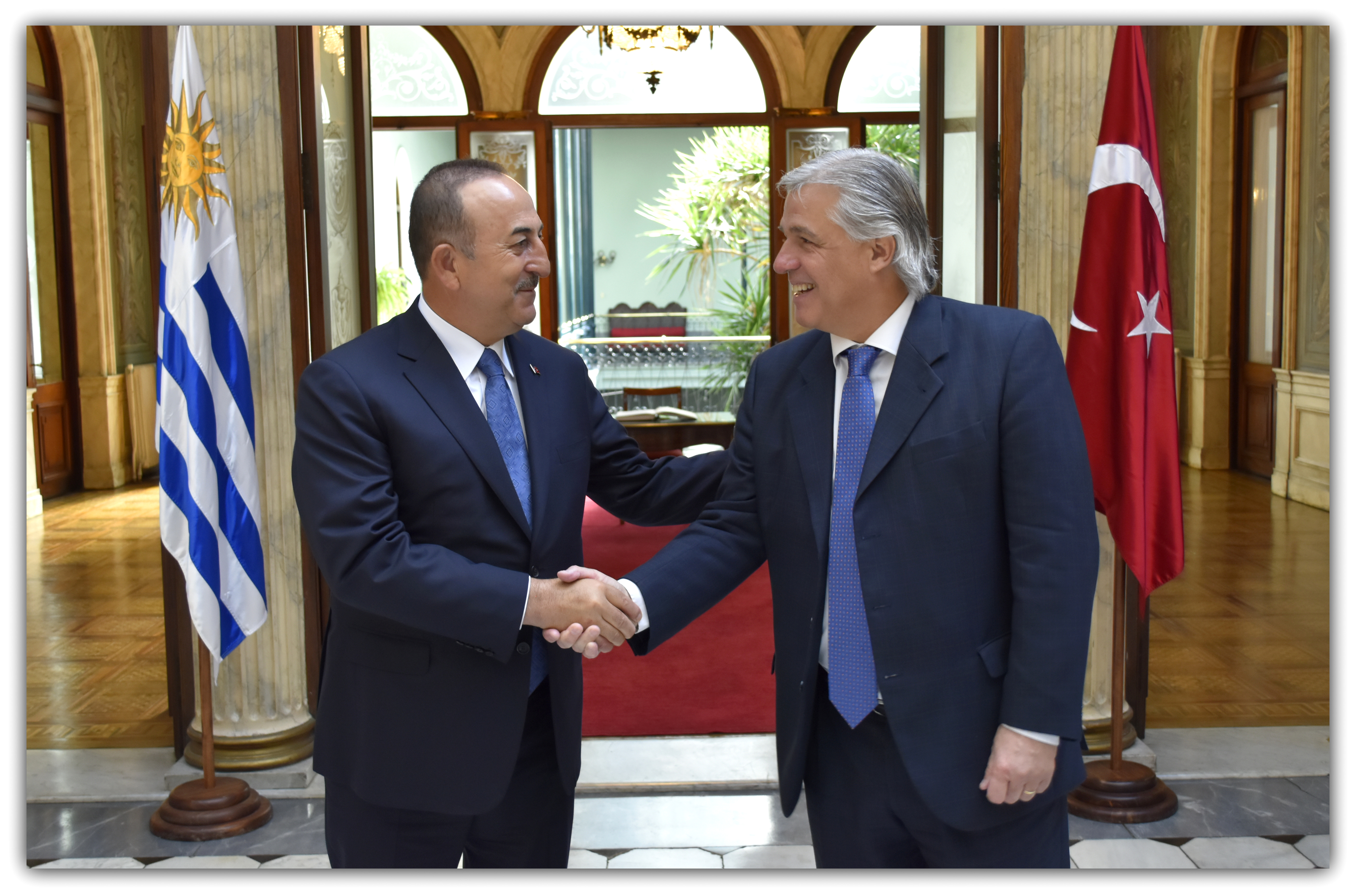 Visita a Uruguay del Ministro de Relaciones Exteriores de Türkiye, Sr. Mevlüt Çavuşoğlu