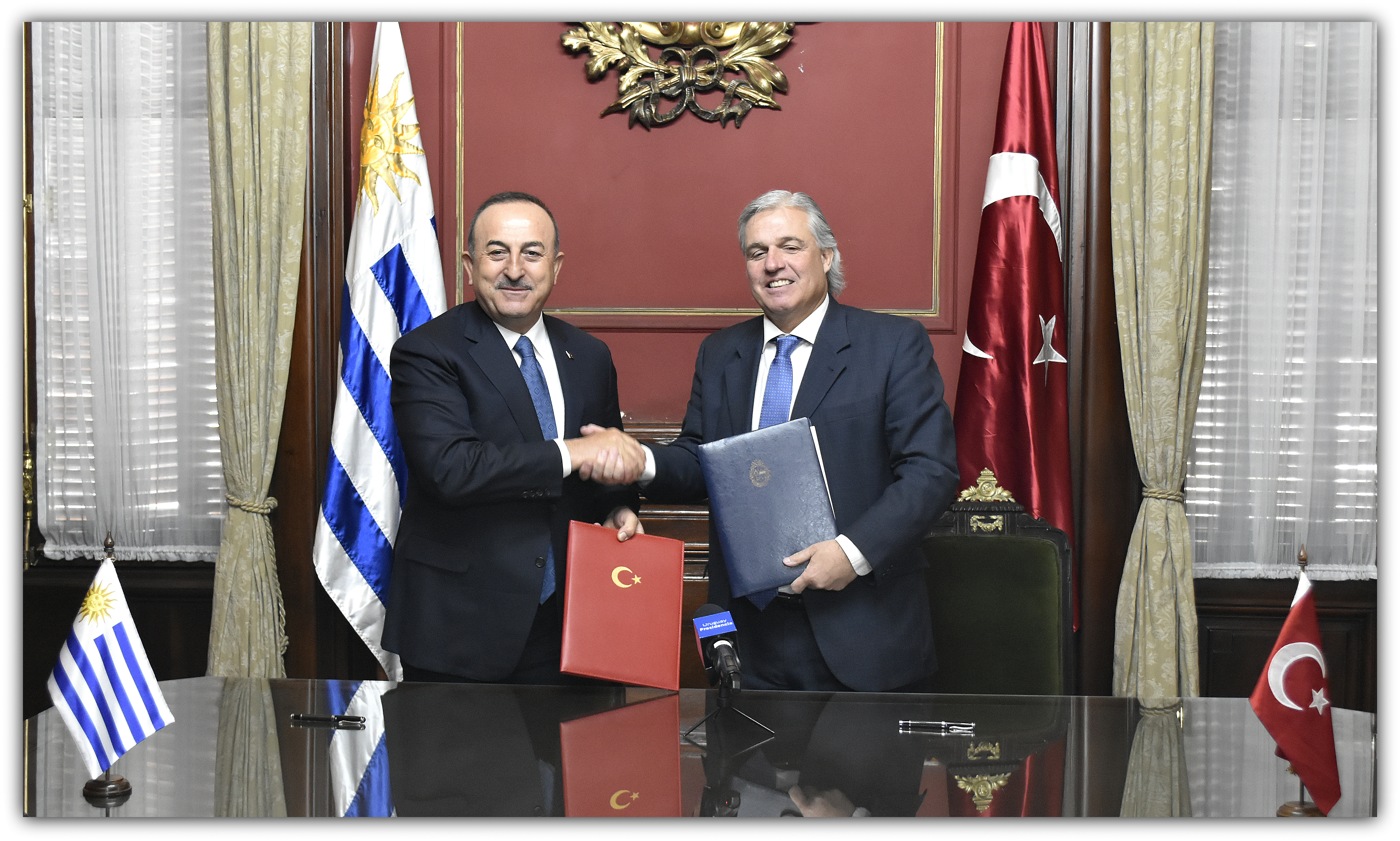Visita a Uruguay del Ministro de Relaciones Exteriores de Türkiye, Sr. Mevlüt Çavuşoğlu