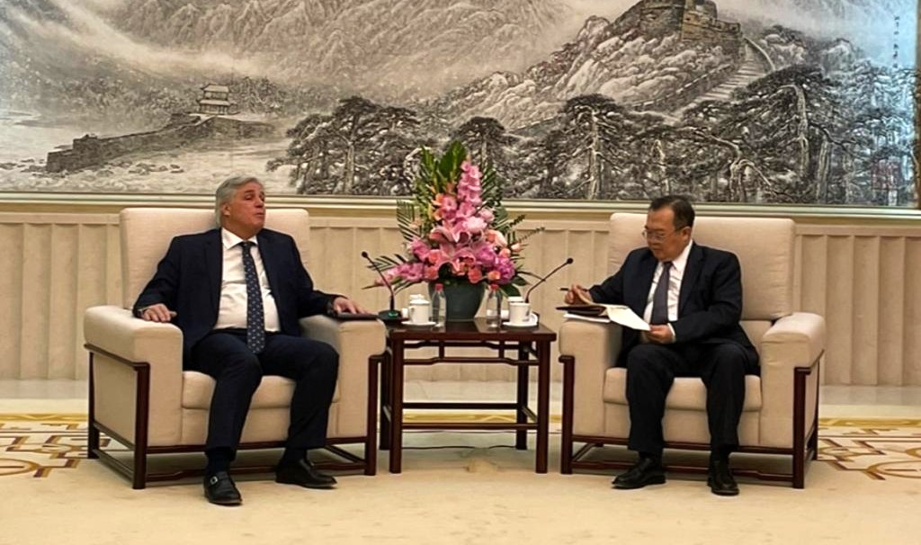 Ministro Bustillo se reunió con el presidente de la principal agencia de promoción comercial y de inversiones de China