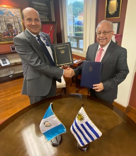 Canciller de Guatemala y Embajador del Uruguay