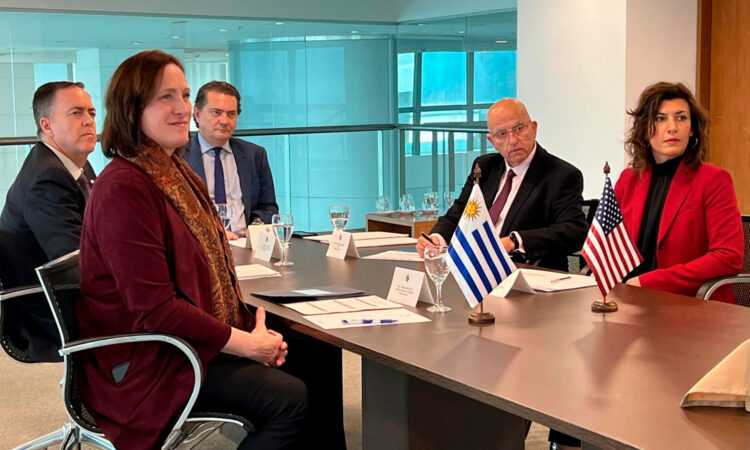 Firma del Memorándum de Entendimiento para la Cooperación para el Desarrollo entre AUCI y USAID