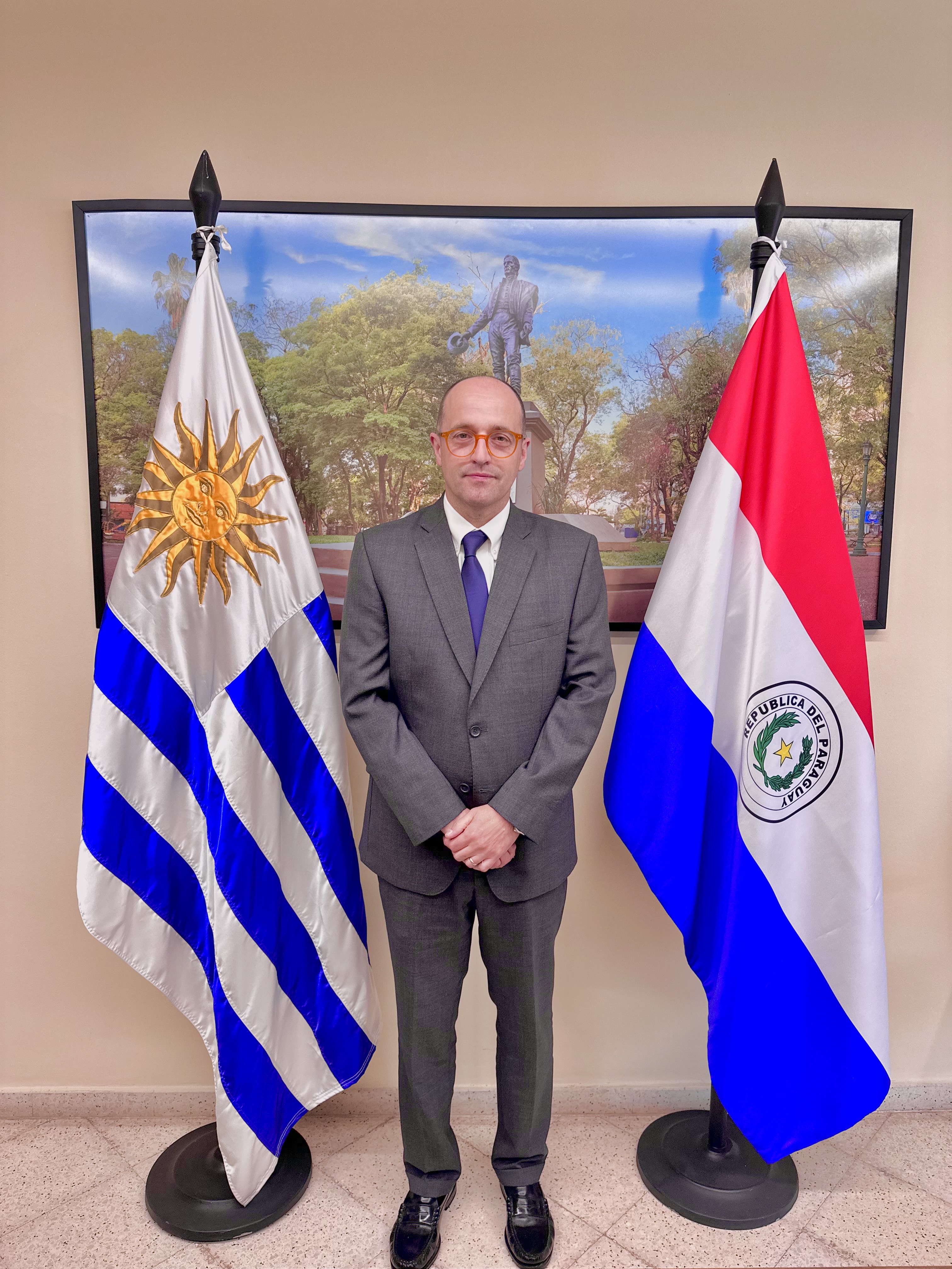 Fotografía del Embajador Marcelo Blanco.